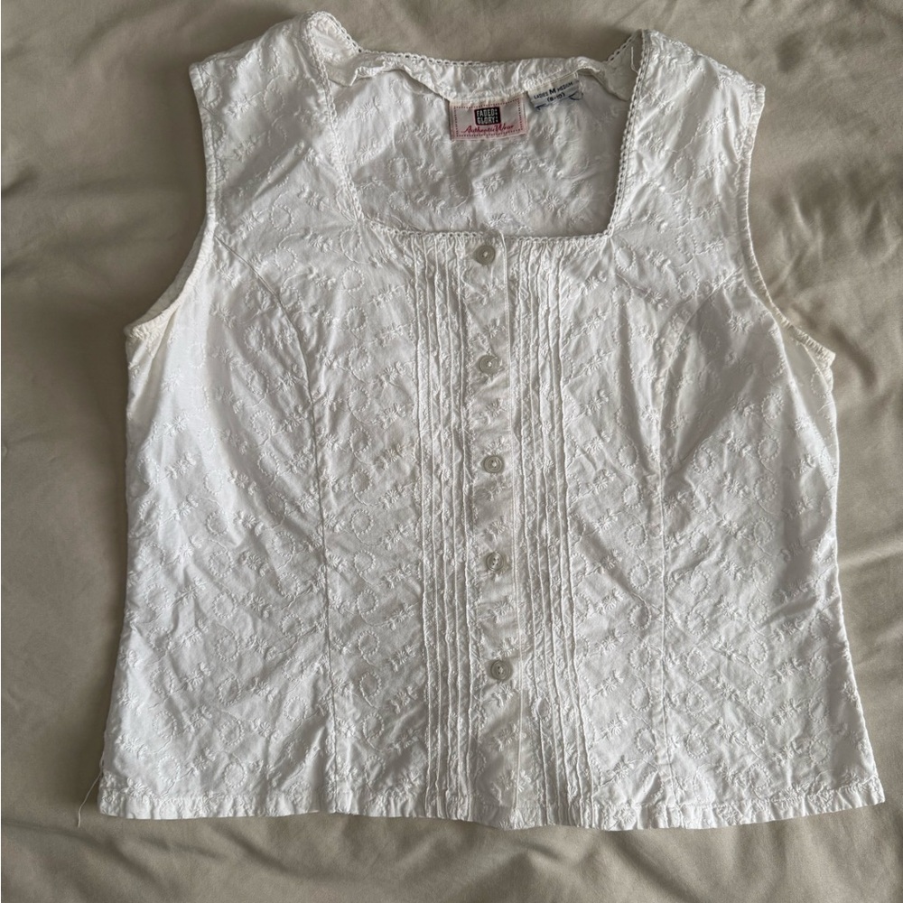 Seersucker button down sleeveless top